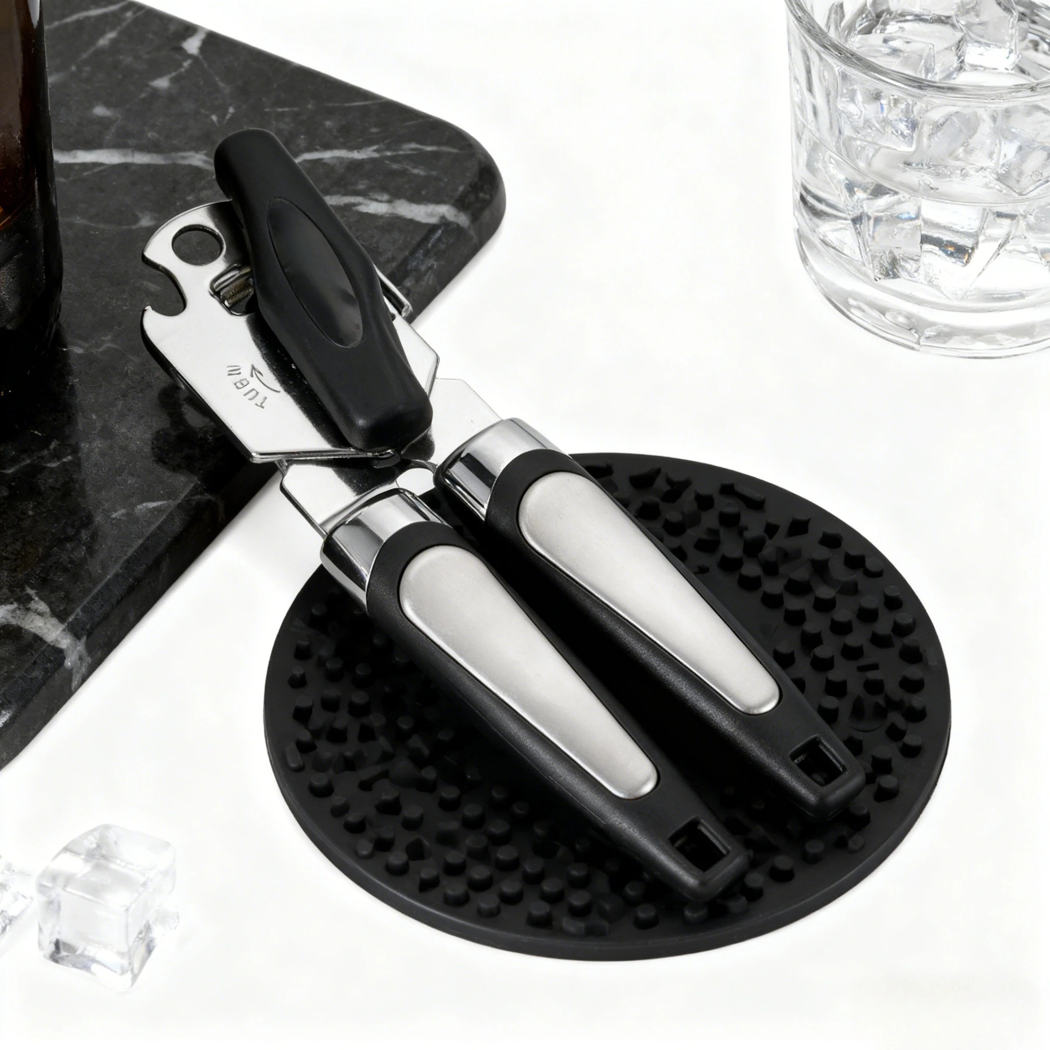 Manual Can Opener Handheld Mad - Kitchen Gadgets Made In Usa บทวิจารณ์และราคา